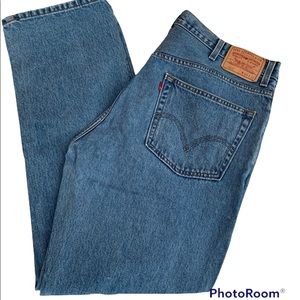 Vintage Levi’s Men’s Regular Fit Jeans 40X32